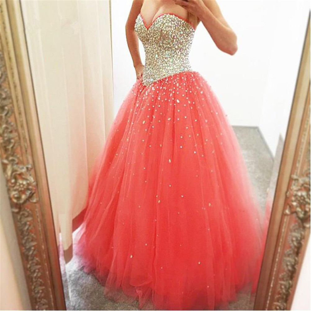 Puffy 2021 Crystals Sweetheart Tulle Quinceanera Dresses Sparkly Ball Gowns Bling Bling Bodice Long Prom Graduation Gown, Champagne
Puffy 2021 Crystals Sweetheart Tulle Quinceanera Dresses Sparkly Ball Gowns Bling Bling Bodice Long Prom Graduation Gown, Champagne