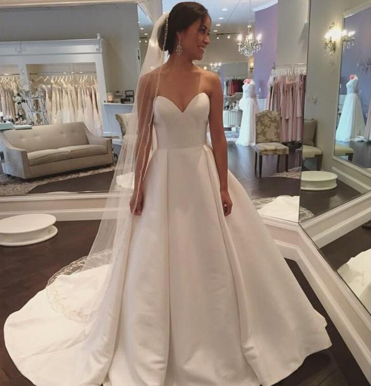 New Plain Designed Wedding Dress A Line Sweetheart Backless Summer Country Garden Bridal Gown Custom Made Plus Size, Ivory
New Plain Designed Wedding Dress A Line Sweetheart Backless Summer Country Garden Bridal Gown Custom Made Plus Size, Ivory