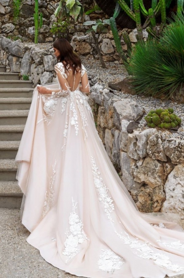 modest 3d appliqued wedding dresses with long sleeves aline vneck chapel train tulle plus size backless bridal gowns