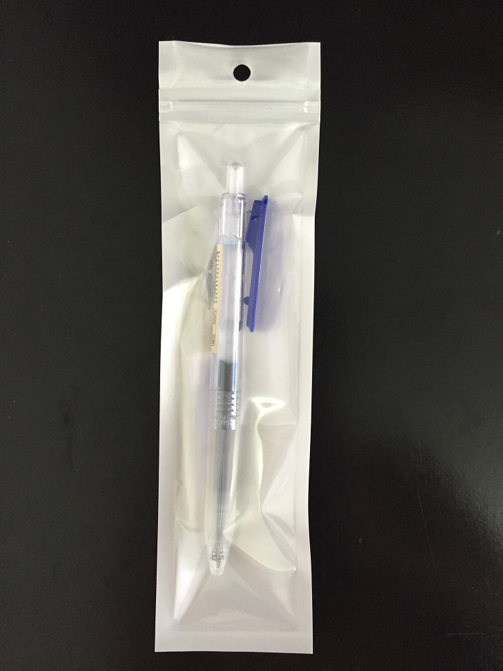 5.5*20.5cm White/Clear Self Seal pearl Zipper Plastic Retail Packaging Bag, for stylus pen Zip lock Bag Retail Package Hang Hole
5.5*20.5cm White/Clear Self Seal pearl Zipper Plastic Retail Packaging Bag, for stylus pen Zip lock Bag Retail Package Hang Hole