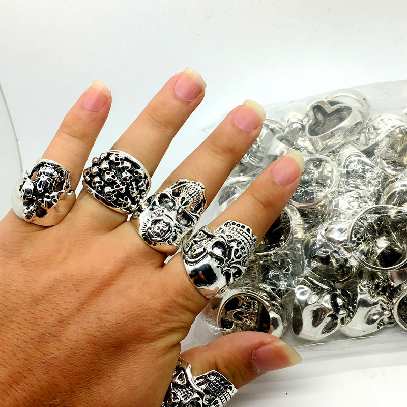 Men039s Fashion 50pcs Lots Top Mix Style Big Size Skull Carved Biker Silver Plated Rings jewelry Skeleton Ring
