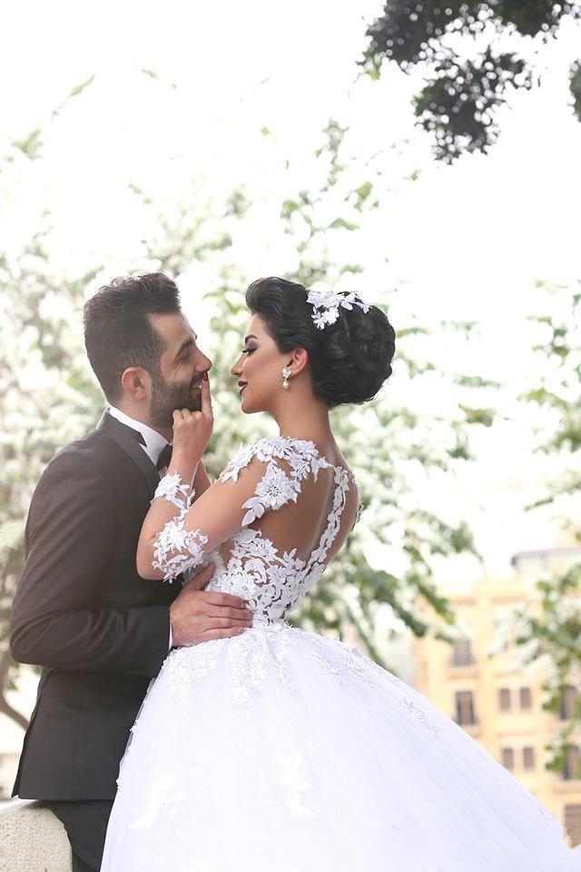 White Ball Gown Wedding Dresses Long Sleeve Vintage Bridal Gowns Lace Applique Tulle Arabic Vestido De Noiva Manga Longa Made In China