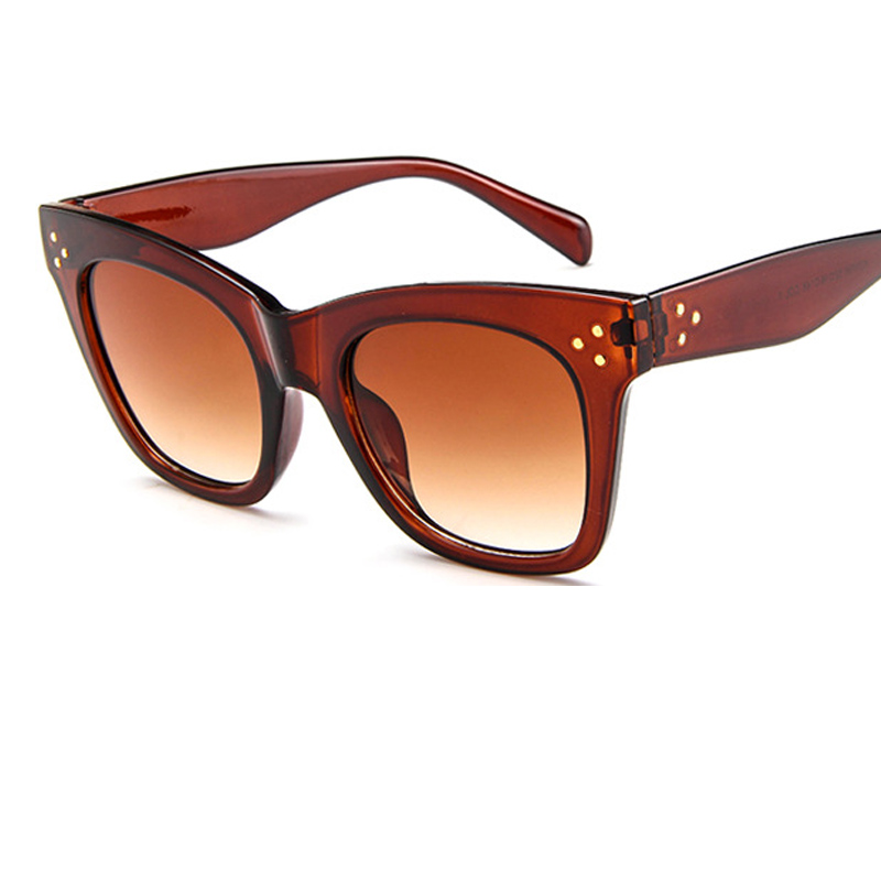 Ladies Fashion Sunglasses Women Flat Top Oversize Shield Shape Glasses Brand Design Vintage Sun Glasses Female UV400 Rivet UV400 Y
Ladies Fashion Sunglasses Women Flat Top Oversize Shield Shape Glasses Brand Design Vintage Sun Glasses Female UV400 Rivet UV400 Y