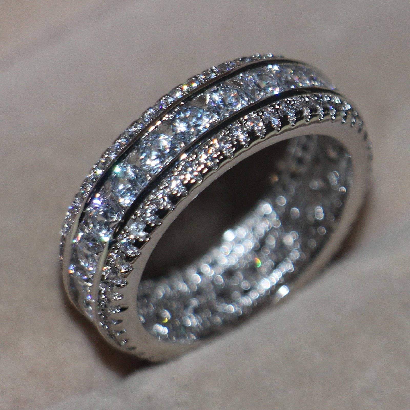 Stunning 2016 New Arrival Luxury Jewelly Round Cut 925 Sterling Silver Simulated Diamond Gemstons Pave Women Engagement Circle Ring Size5-11