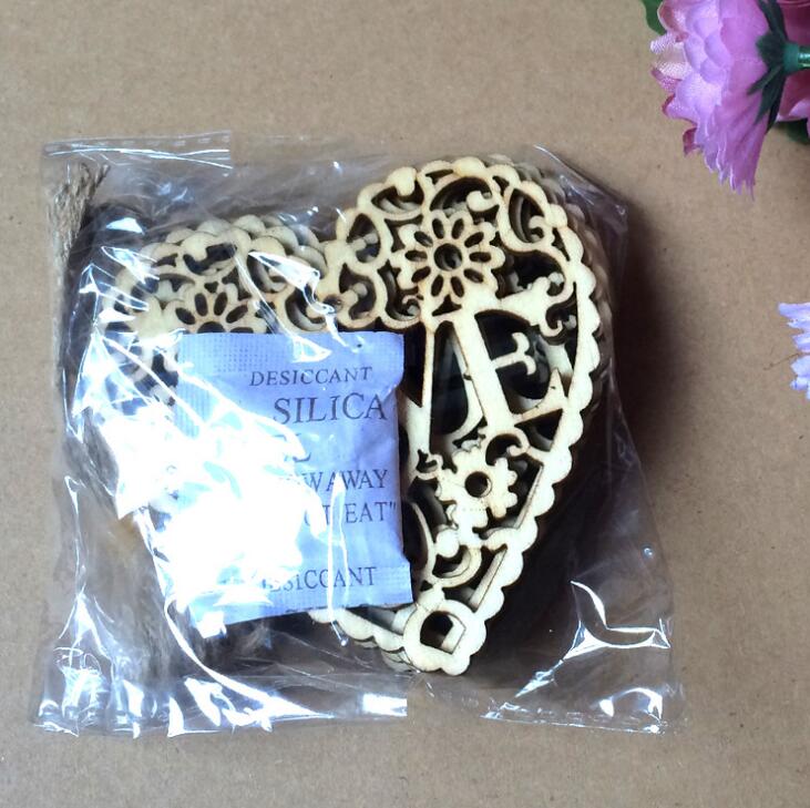 DIY accessories Wood perforated Love by heart The original wood coloured drawing or pattern free shipping WT063