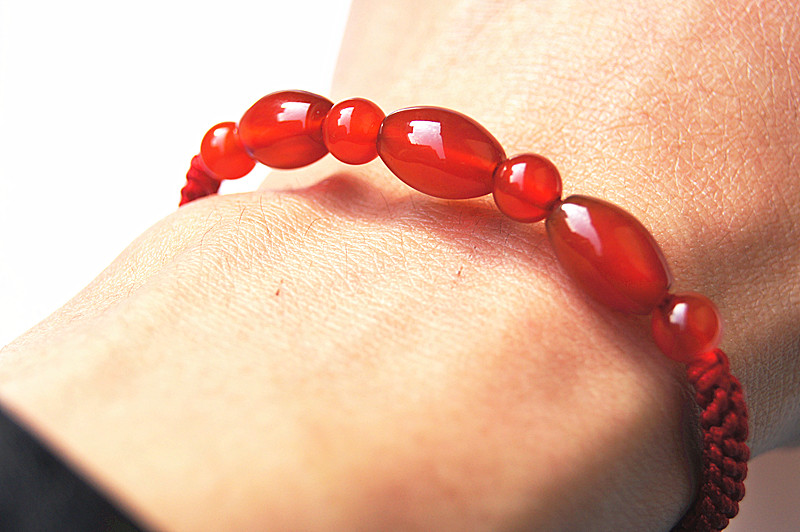 Pure manual weaving red king kong Football type red agate beads bracelet. -