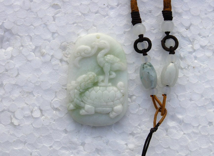 White jade. Sea turtles, wishful thinking of the crane. (title) necklace pendant