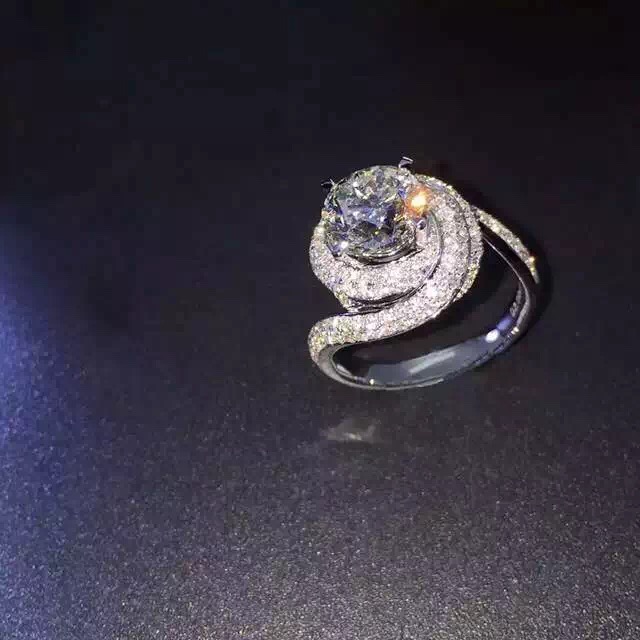 Pave Luxury Jewelry Creative spin 925 Sterling Silver Gemstones White Topaz CZ Diamond Wedding Engagement Finger Ring for Women Gift Sz5-11