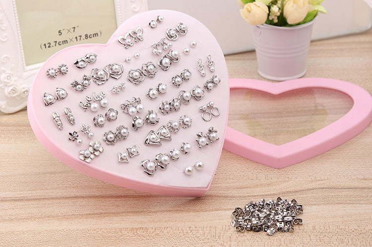 Love Boxed Wild Pearl Earrings Temperament Earrings 2018 HOT New Fashion Hipster Allergy Natural Pearl Earrings Wholesale Free Shipping