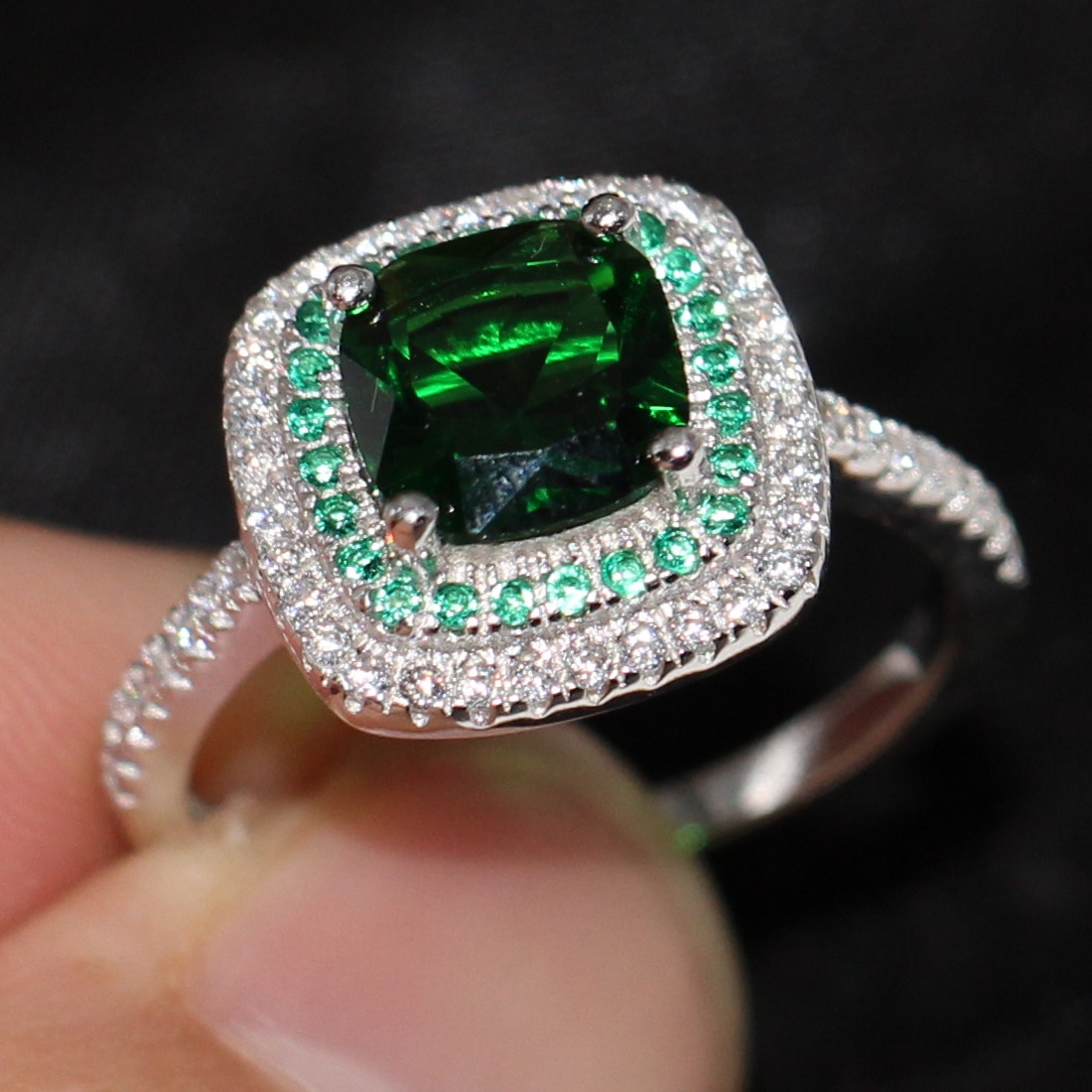 Size 5-10 Luxury Jewelry 100% pure 925 Sterling Silver Cushion Cut Handmade Emerald 5A White CZ Wedding Women Band Pave Ring for Lover Gift