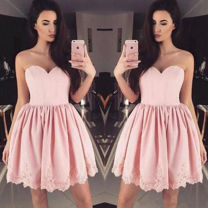 Sweetheart Ball Gown Fit & Flare Strapless Short / Mini Satin Tulle Cocktail Party Prom Dress with Lace, White
Sweetheart Ball Gown Fit & Flare Strapless Short / Mini Satin Tulle Cocktail Party Prom Dress with Lace, White