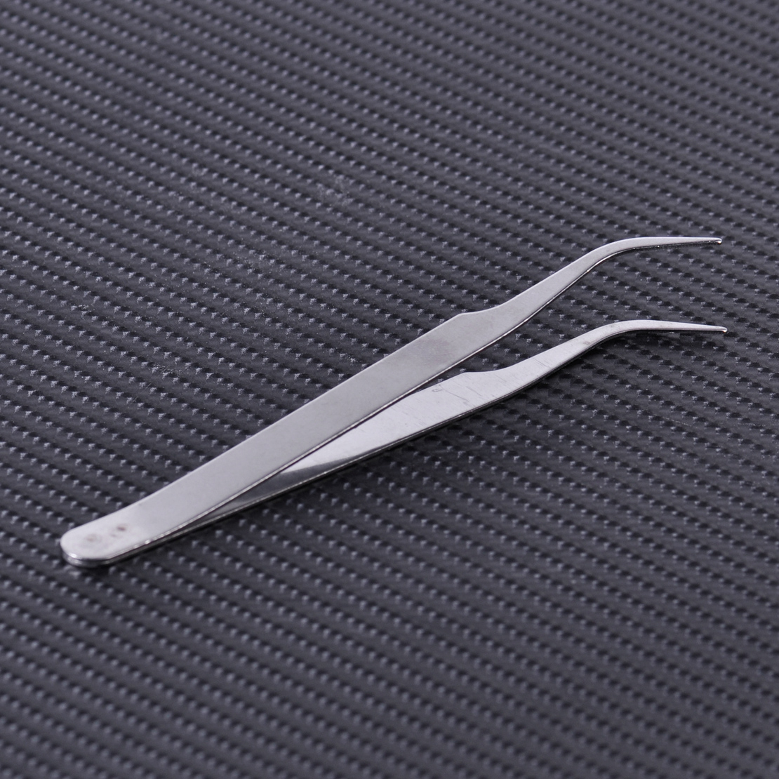 Wholesale- 1pc New Silver 11cm Stainless Steel Curved Tweezers 45 Angle Eyelashes Curler for False Eyelash Extension Nail Art Picking Tool
Wholesale- 1pc New Silver 11cm Stainless Steel Curved Tweezers 45 Angle Eyelashes Curler for False Eyelash Extension Nail Art Picking Tool