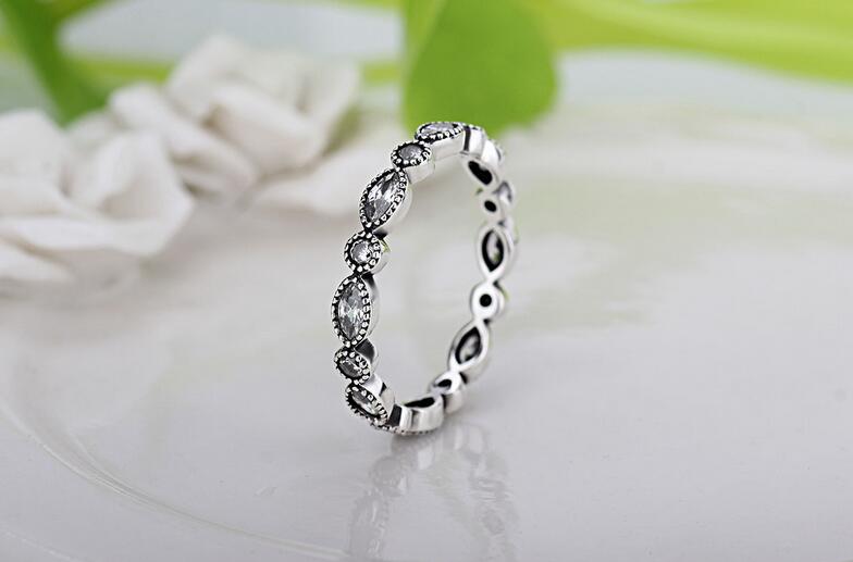 2017 New Hot Fashion Vintage Jewelry 925 Sterling Silver Cute White Topaz CZ Diamond Gemstones Wedding Women Eye Band Ring Gift Size 5-9