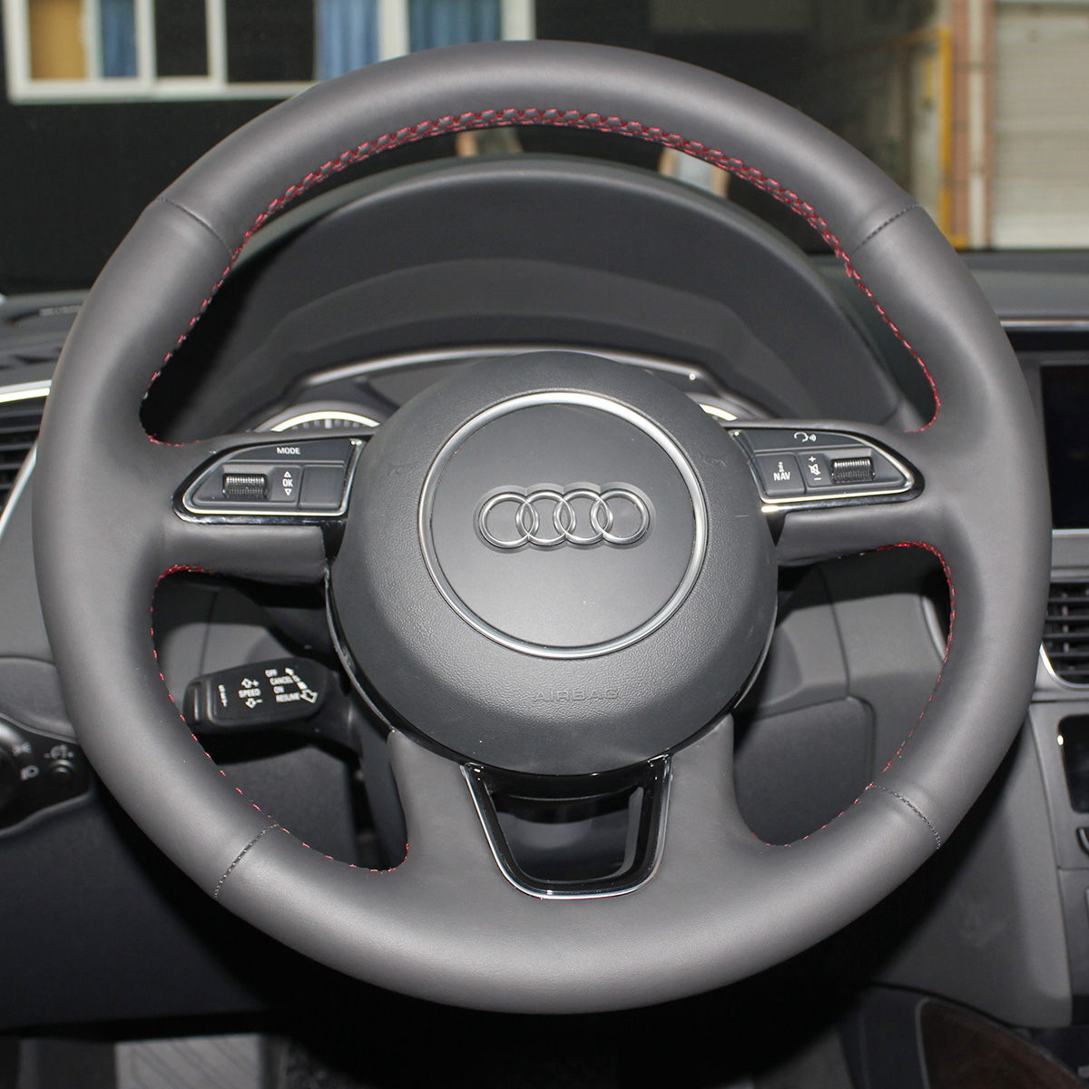Steering Wheel Covers Case for Audi Q3 Q5 2013 Genuine Leather DIY Hand-stitch Steering Covers Black Leather
Steering Wheel Covers Case for Audi Q3 Q5 2013 Genuine Leather DIY Hand-stitch Steering Covers Black Leather