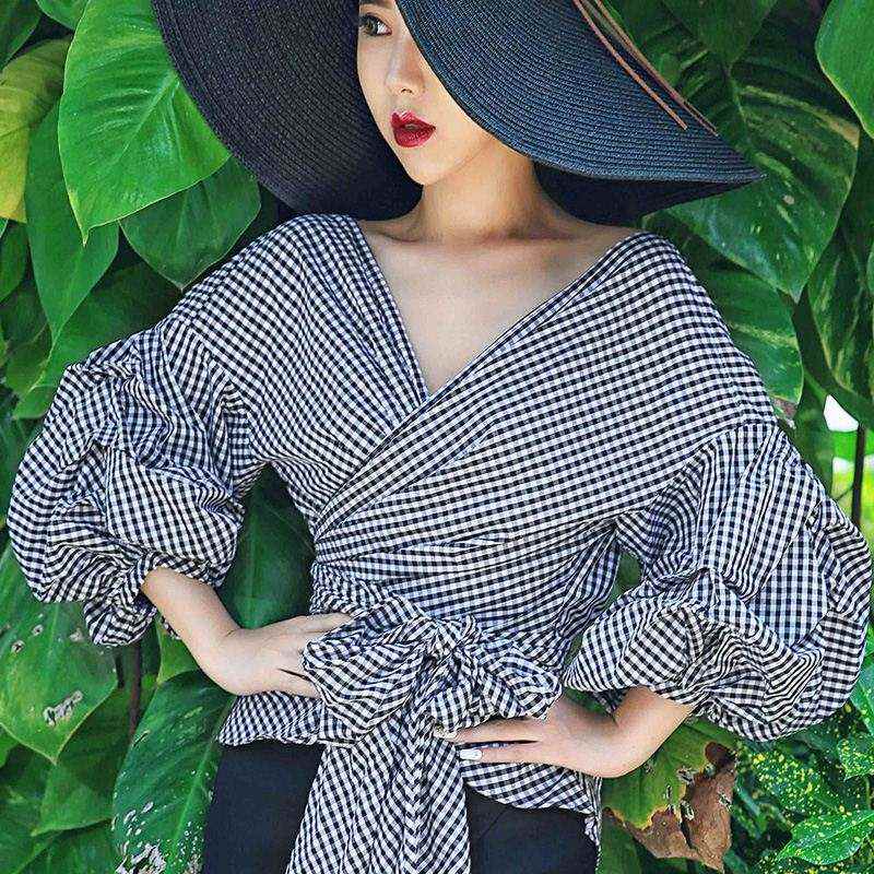 Summer Autumn 2016 New Korean Bow Lantern Sleeve Blouse Shirt V-neck Cotton Short-sleeved White Shirt Blouses Women Tops Blouse
