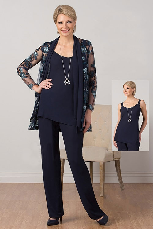 Dark Navy Mother Of The Bride Pant Suits With Jackets Scoop Neck Appliqued Wedding Guest Dress Plus Size Chiffon Mothers Groom Dresses
Dark Navy Mother Of The Bride Pant Suits With Jackets Scoop Neck Appliqued Wedding Guest Dress Plus Size Chiffon Mothers Groom Dresses