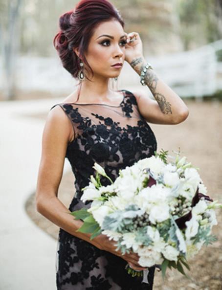 Appliques Black Lace Wedding Gown Mermaid Sheer Neck Tulle Gothic Wedding Dresses Vestidos De Novia Tallas Grandes Bruidsjurken