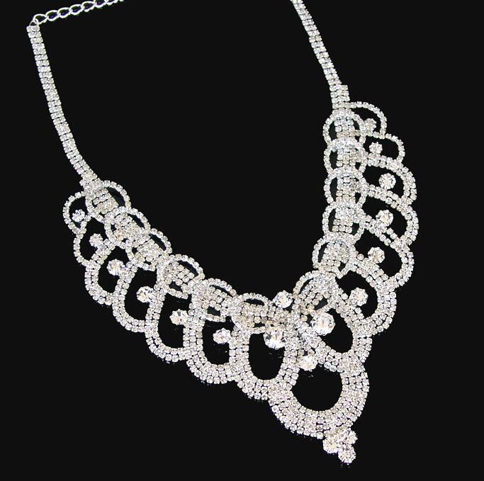 High Quality Shining Beaded Crystals Bridal tiaras crown Wedding Crown necklace set Bridal Crown Headband Hair Accessories Party Tiara HT143