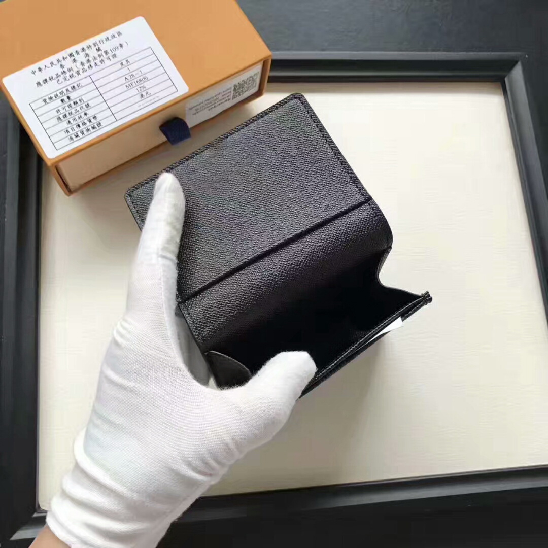 Famous Brand Women Geniune leather lockme wallet M62920 Purses Men card With box Short Coin wallets bags GC40, Color a : don't choose this color
Famous Brand Women Geniune leather lockme wallet M62920 Purses Men card With box Short Coin wallets bags GC40, Color a : don't choose this color