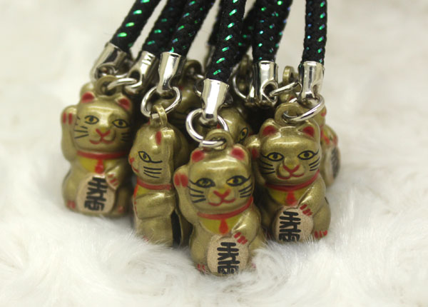 Wholesale New Universal 20pcs Popular Anime Cartoon Lucky Cat Cell Phone Metal Straps & Charms Cute Tinkle Bell creative gifts hot 031