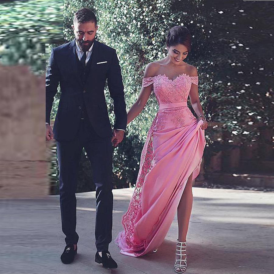 Glamorous Chiffon Off-the-shoulder Neckline Mermaid Formal Dresses With Lace Appliques Pink Prom Dresses Lace Train Party Gowns, Silver
Glamorous Chiffon Off-the-shoulder Neckline Mermaid Formal Dresses With Lace Appliques Pink Prom Dresses Lace Train Party Gowns, Silver