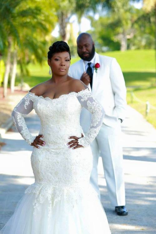 Plus Size Mermaid Wedding Dresses Beaded Lace Tulle Modern Bridal Gowns Off the Shoulder Sheer Long Sleeves Custom Made Brides Wear