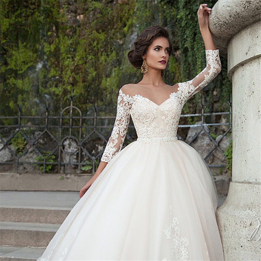 Off the Shoulder Long Sleeves Wedding Dress Tulle V-neck Backless Pearls Belt Appliqes Lace Ball Gown Court Train Custom Bridal Gowns