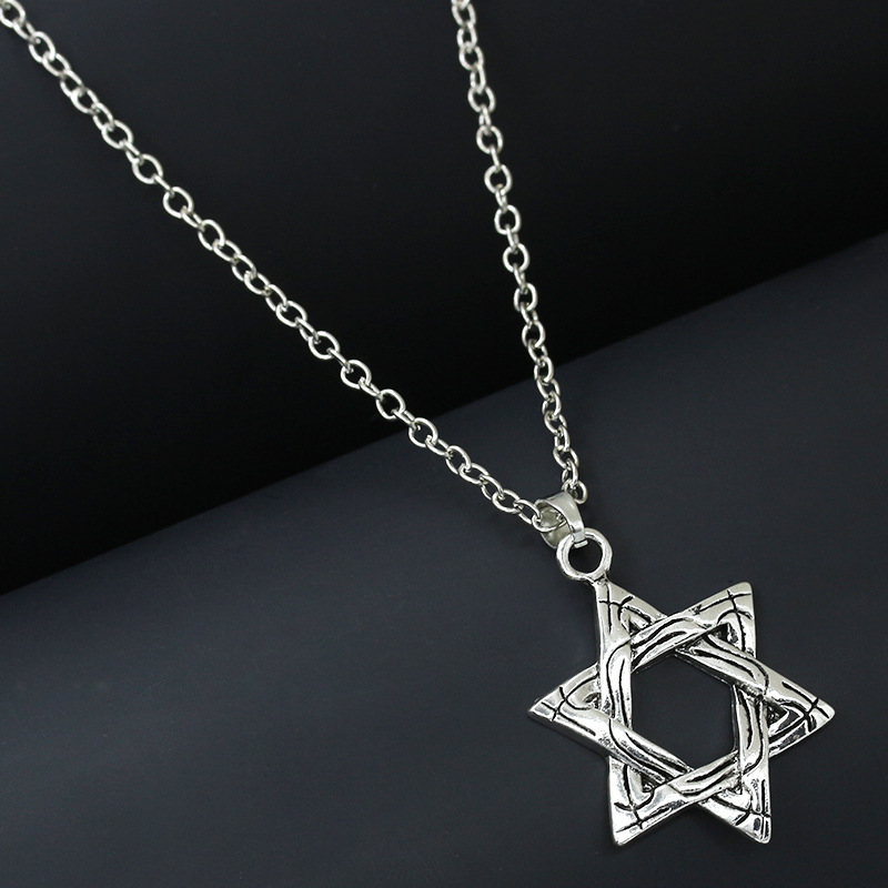 New Fashion Vintage Hot Sale Six Awn Star Unisex Alloy Pendant Necklace Hip Hop Style Charm Choker Men Women Jewelry Necklaces
New Fashion Vintage Hot Sale Six Awn Star Unisex Alloy Pendant Necklace Hip Hop Style Charm Choker Men Women Jewelry Necklaces
