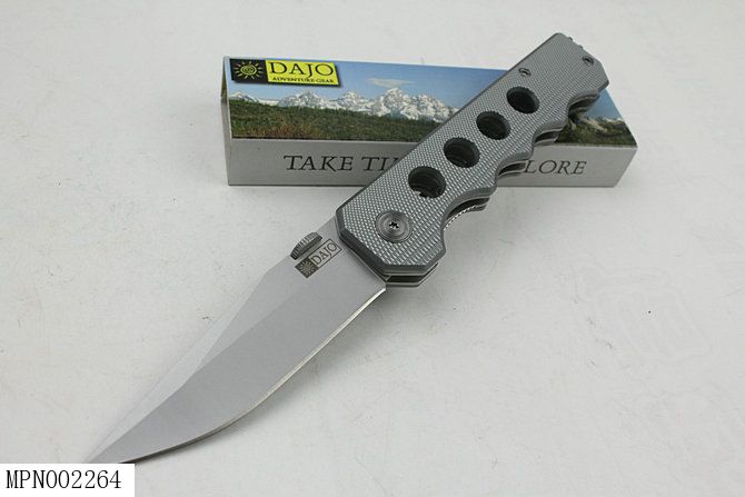 Top Quality Foding Blade Knife 440C Titanium Blade Aluminum Handle EDC Pocket Knives Lock liner With Retail Box Carbon Fiber Color
Top Quality Foding Blade Knife 440C Titanium Blade Aluminum Handle EDC Pocket Knives Lock liner With Retail Box Carbon Fiber Color
