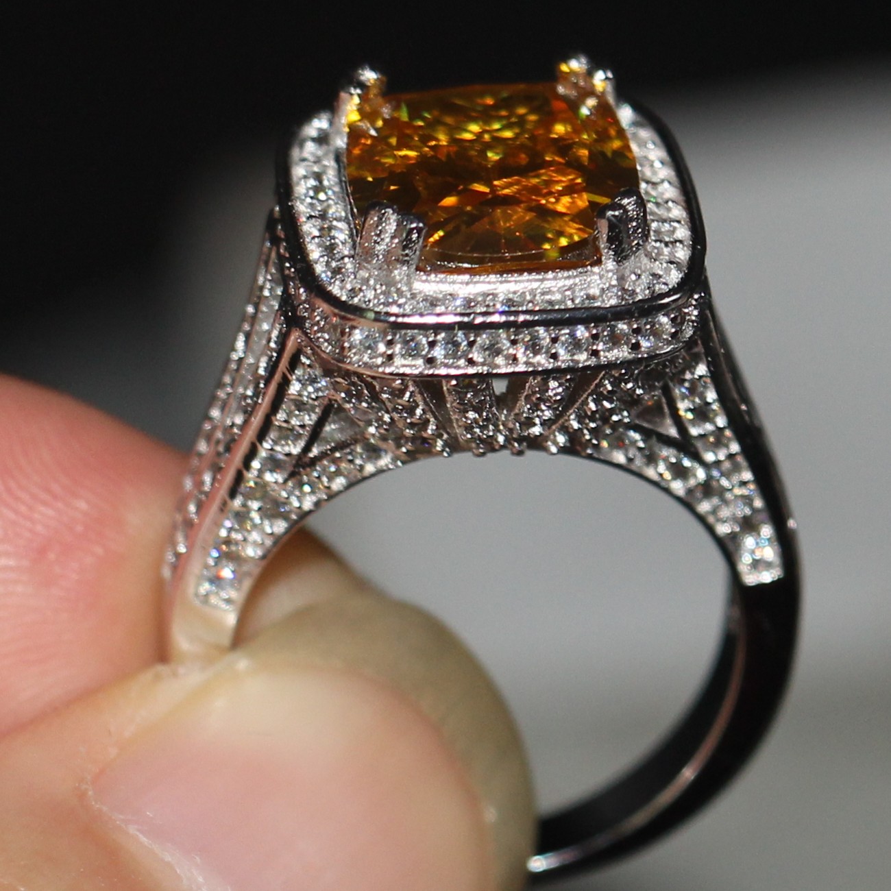 Victoria Wieck Luxury Fashion Jewelry choucong 14KT White Gold Filled Cushion Shape 10CT Yellow Topaz CZ Diamond Women Wedding Band Ring