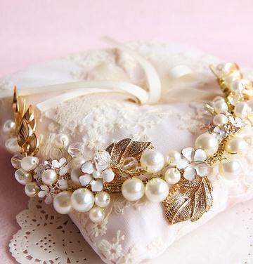 High End Handmade Wedding Hair Accessories Crystals Bridal Headbands Gold Leafs Crystals Pearls Bridal Hairpiece H116