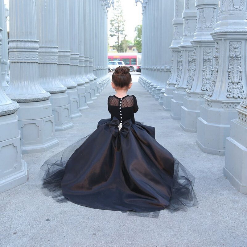 Brand New Black Flower Girl Dresses with Long Sleeve Little Girls KidsChild Dress Party Pageant Communion Dress for Wedding