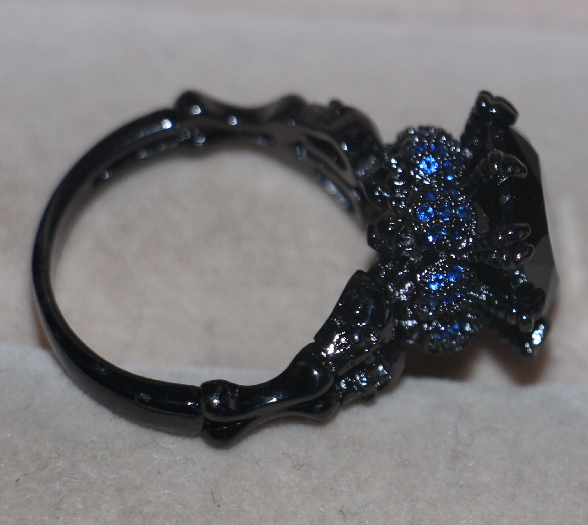 Victoria Wieck Vintage Jewelry Round 10KT White Black Golf Filled Sapphire Gemstones Simulated Diamond Wedding Women Band Skull Ring SZ5-11