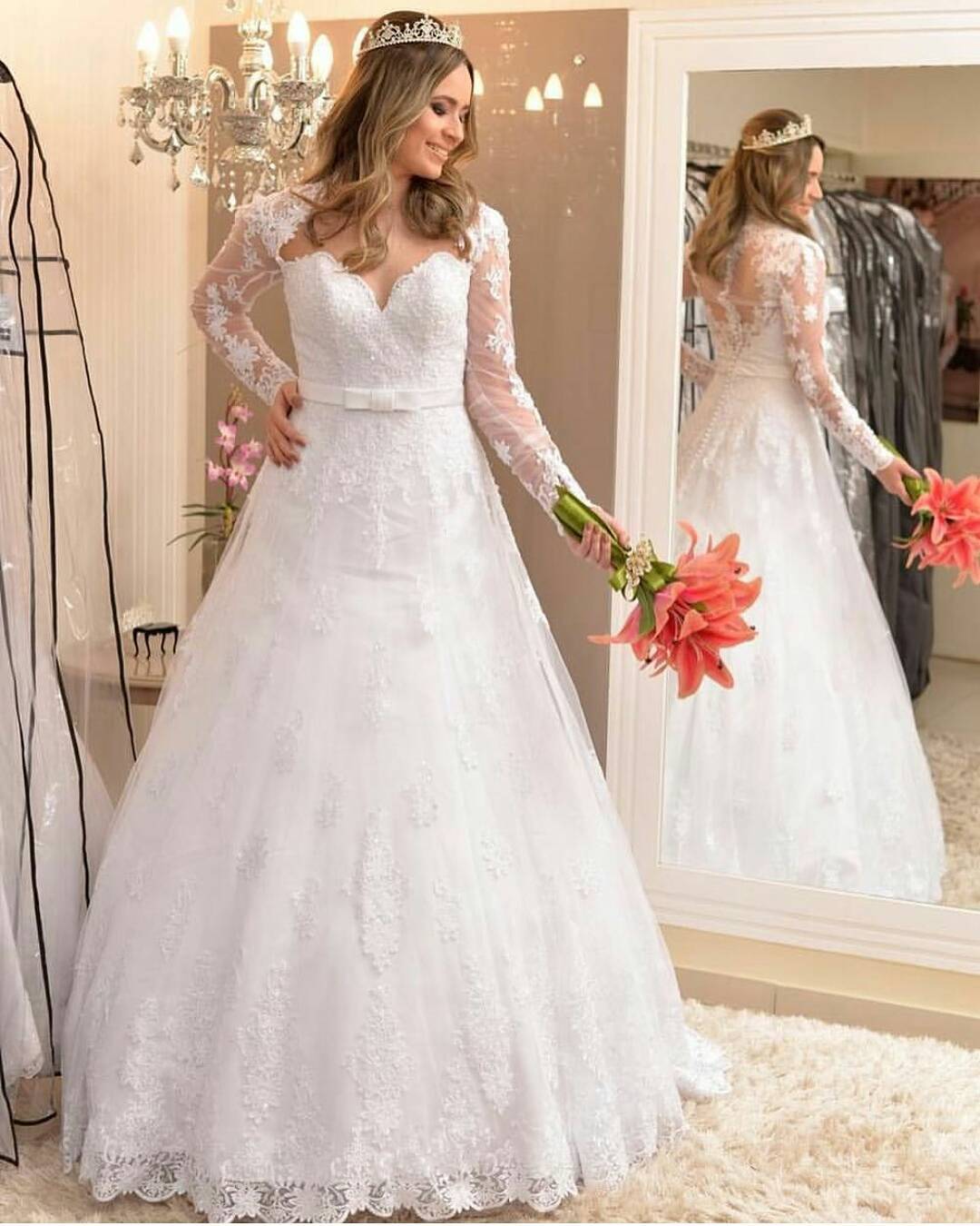 Sweetheart Long Sleeve Elegant Wedding Dresses A-Line Lace Appliques Sheer Back Country Wedding Gowns for Bridal vestido de noiva, White
Sweetheart Long Sleeve Elegant Wedding Dresses A-Line Lace Appliques Sheer Back Country Wedding Gowns for Bridal vestido de noiva, White