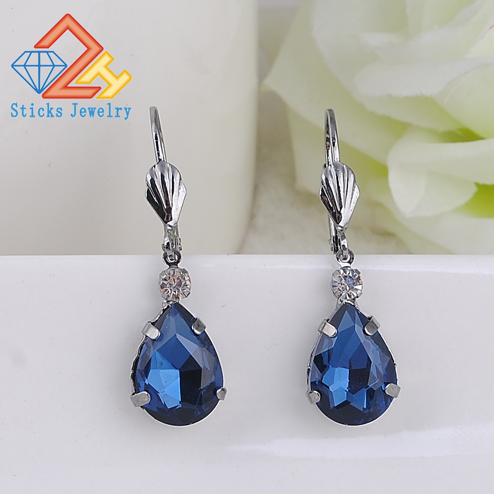 New Fashion Teardrop Opal Big Zircon Earring Charms Black Plated Jewelry for Women Wedding Engagement New Design
New Fashion Teardrop Opal Big Zircon Earring Charms Black Plated Jewelry for Women Wedding Engagement New Design