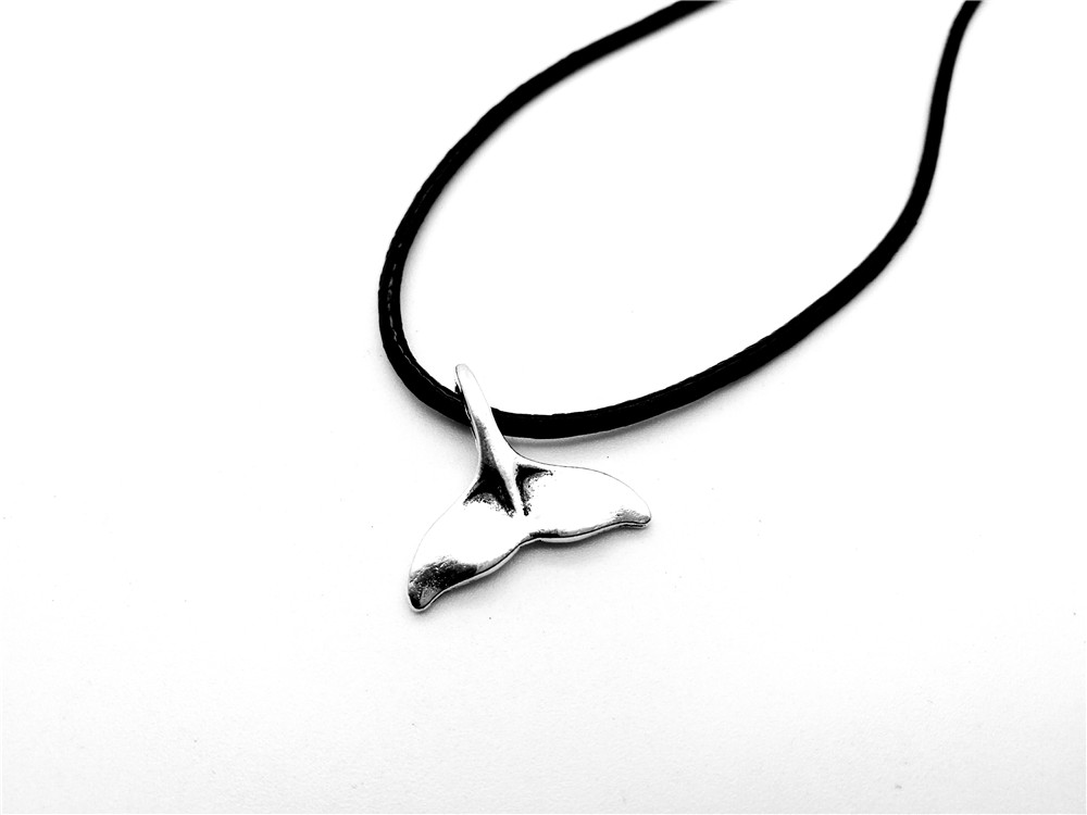 10PCS Little Mermaid Tail Necklace Spirit Amulet Ariel Fish Whale Tail Charm Rope Leather Necklace for Women Ocean Sea Beach Party