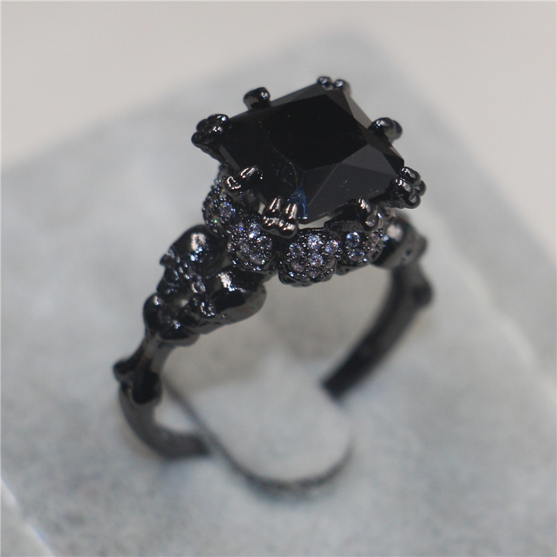 Brand Punk Jewelry Skull 10KT Black Gold Filled Demon Princess 5CT Black Sapphire Cocktail Wedding Bands Ring for Women Men6141083