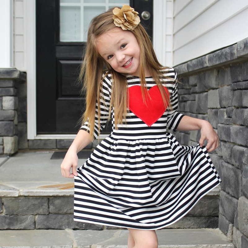 2017 New Autumn Girl Dresses Children Fashion Striped Love Heart Half Sleeve Princess Party Dress Kids Clothes, As photo
2017 New Autumn Girl Dresses Children Fashion Striped Love Heart Half Sleeve Princess Party Dress Kids Clothes, As photo