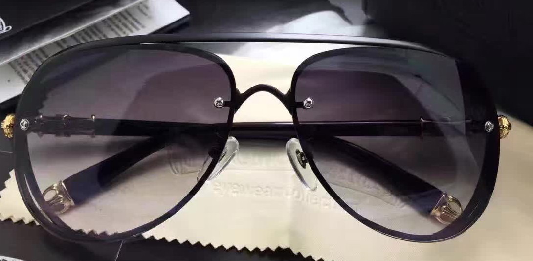 Men Jewel Box Sonnenbrille Pilot Sunglasses Silver frame grey Gradient Lens Vintage Sunglasses New with case
Men Jewel Box Sonnenbrille Pilot Sunglasses Silver frame grey Gradient Lens Vintage Sunglasses New with case