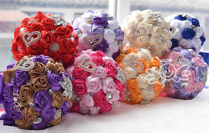 Custom Any Color Stunning Wedding Flowers White Bridesmaid Bridal Bouquets Artificial Rose Wedding Bouquet In Stock