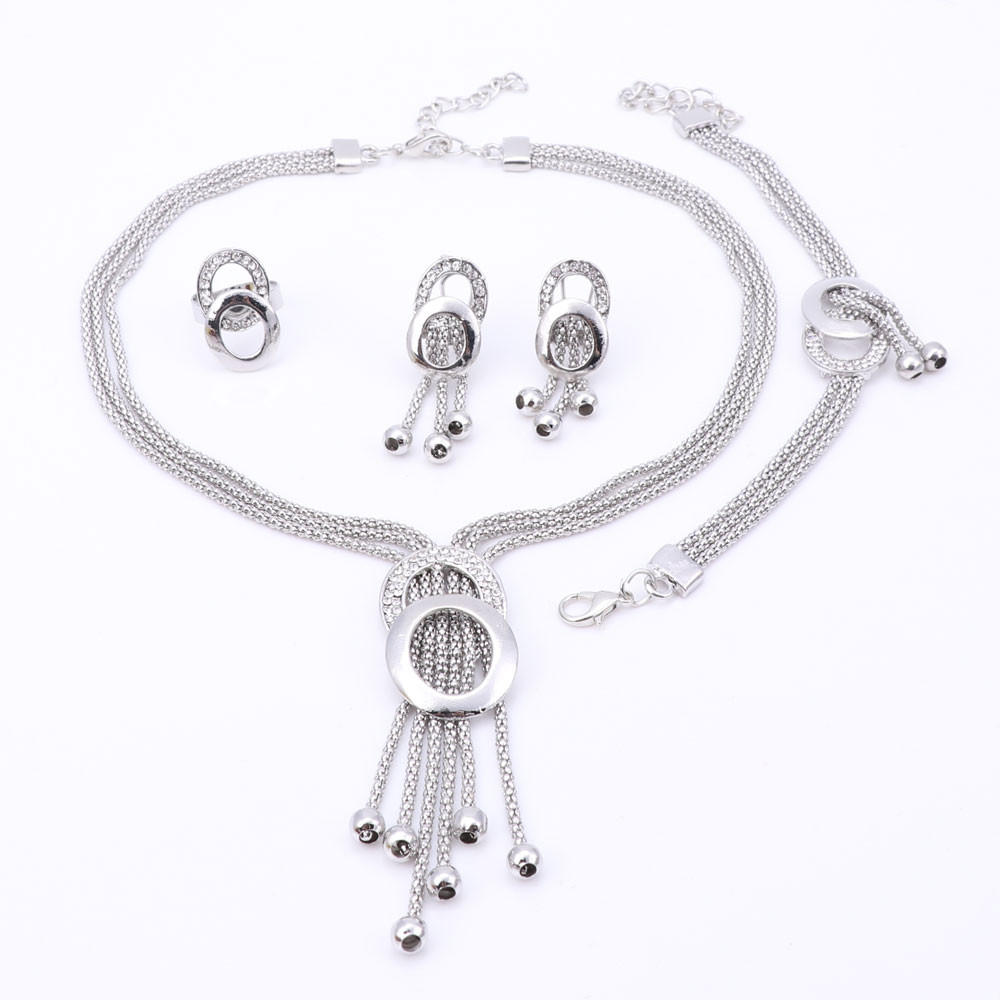 Fashion New Tassel Jewelry Sets Necklace Earrings Bracelet Ring Dubai Gold Plated Crystal African Beads Jewelry Sets