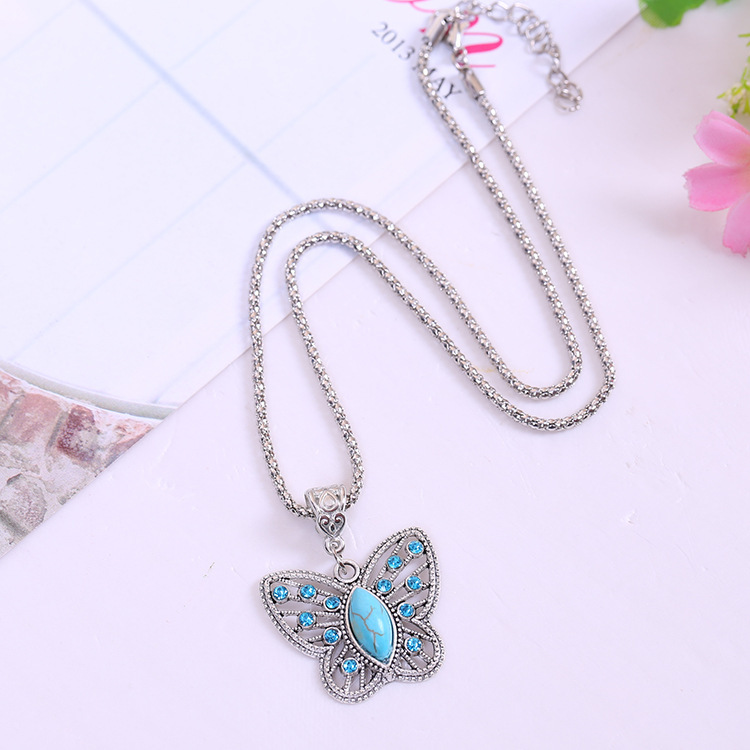 Wholesale-Summer style silver plated necklaces & pendants Fashion Butterfly Turquoise Necklaces Jewelry Vintage Tibetan Pendants
