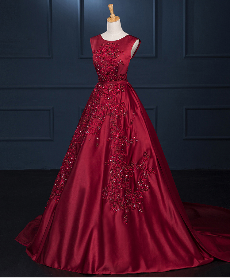 Stunning Evening Dress Dark Red Satin with Embroidery Sleeveless Sweep Train Backless Long Prom Dresses Real Photos Top Quality Dark Red
Stunning Evening Dress Dark Red Satin with Embroidery Sleeveless Sweep Train Backless Long Prom Dresses Real Photos Top Quality Dark Red
