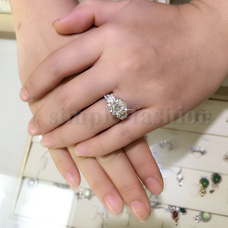 Wholesale Jewelry Victoria Wieck 925 Sterling Silver White Topaz Simulated Diamond CZ Wedding Engagement Finger Women Men Ring Gift Sz5-11