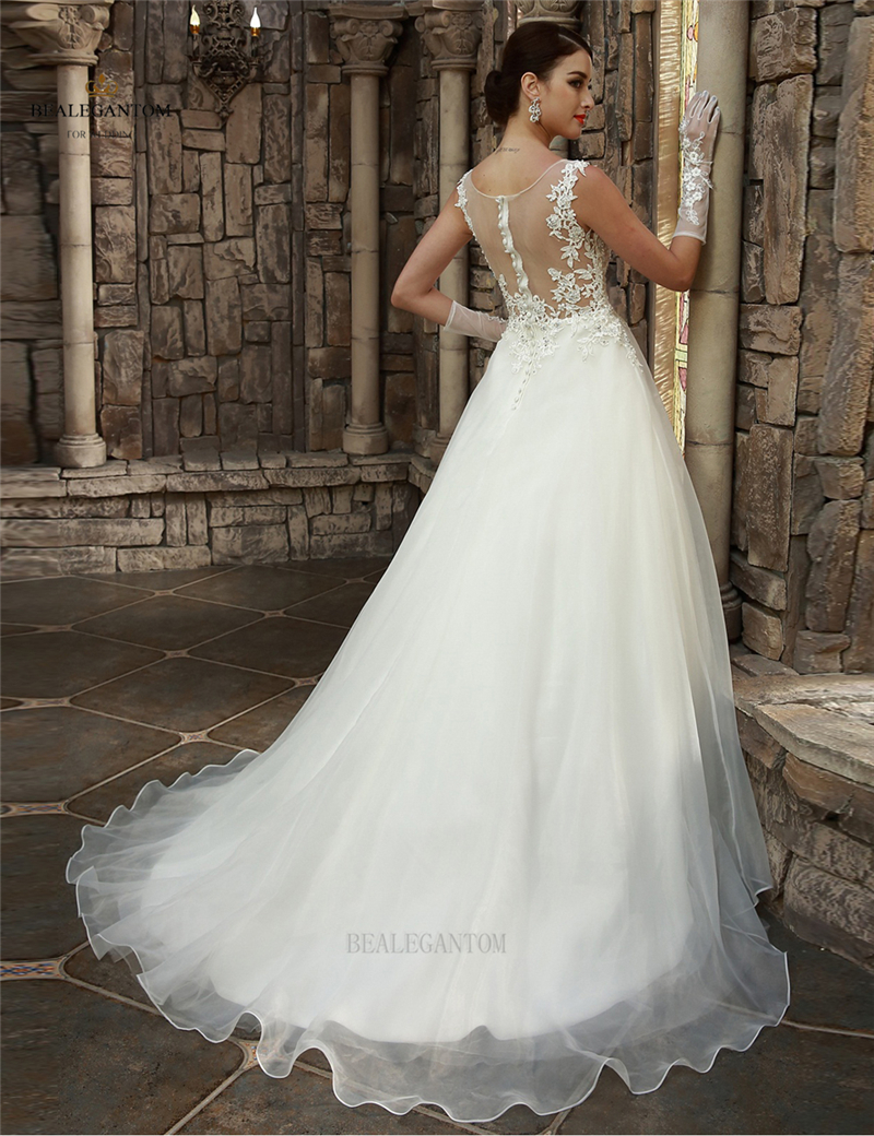 hot sale scoop lace ball gown wedding dresses appliques cheap vintage plus size bridal gowns bm23