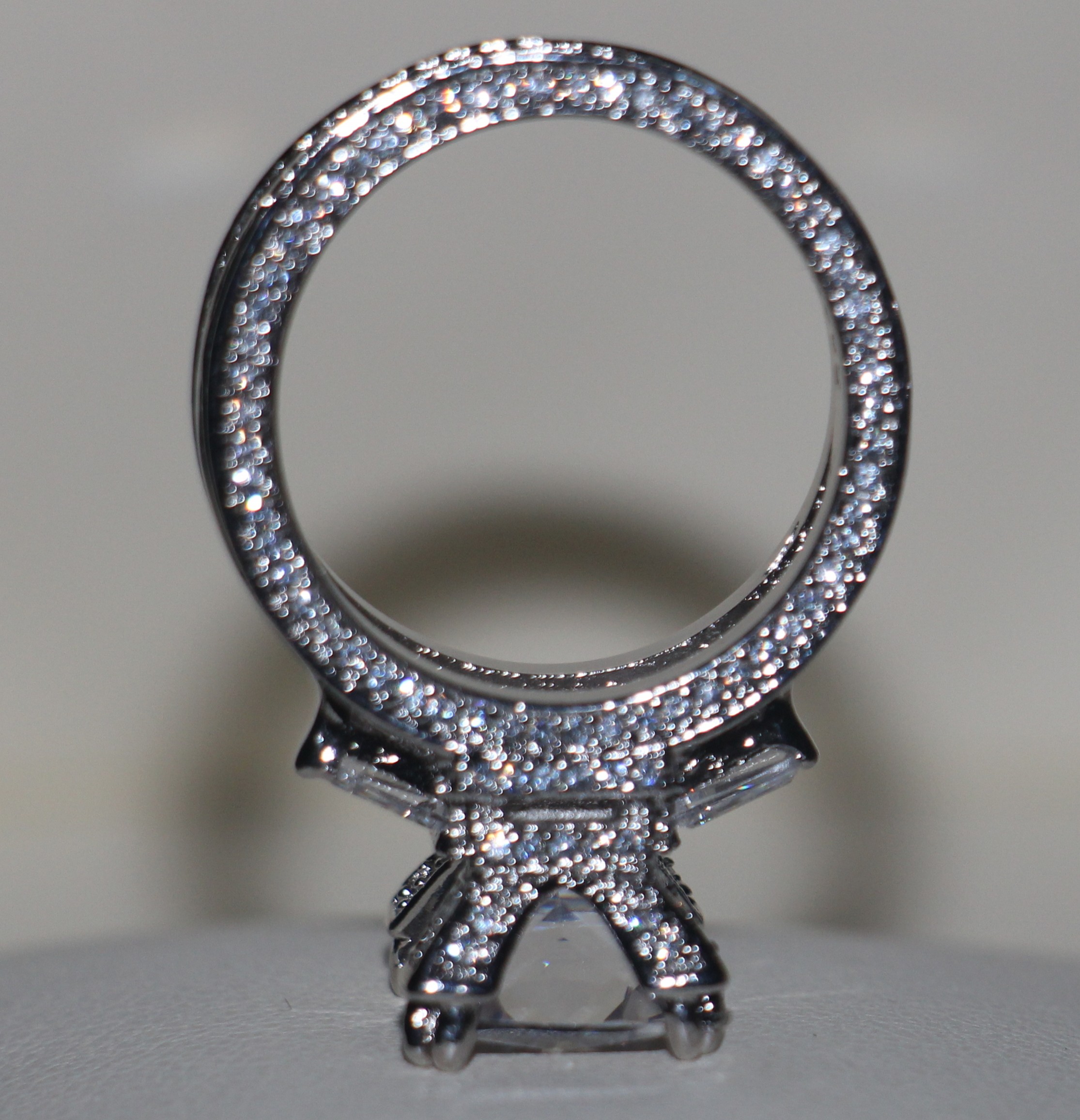 Size 5-11 Luxury Jewelry 12CT White Topaz Gemstones 925 Sterling Silver Simulated Diamond Pave Wedding Engagement Eiffel Tower Ring Gift