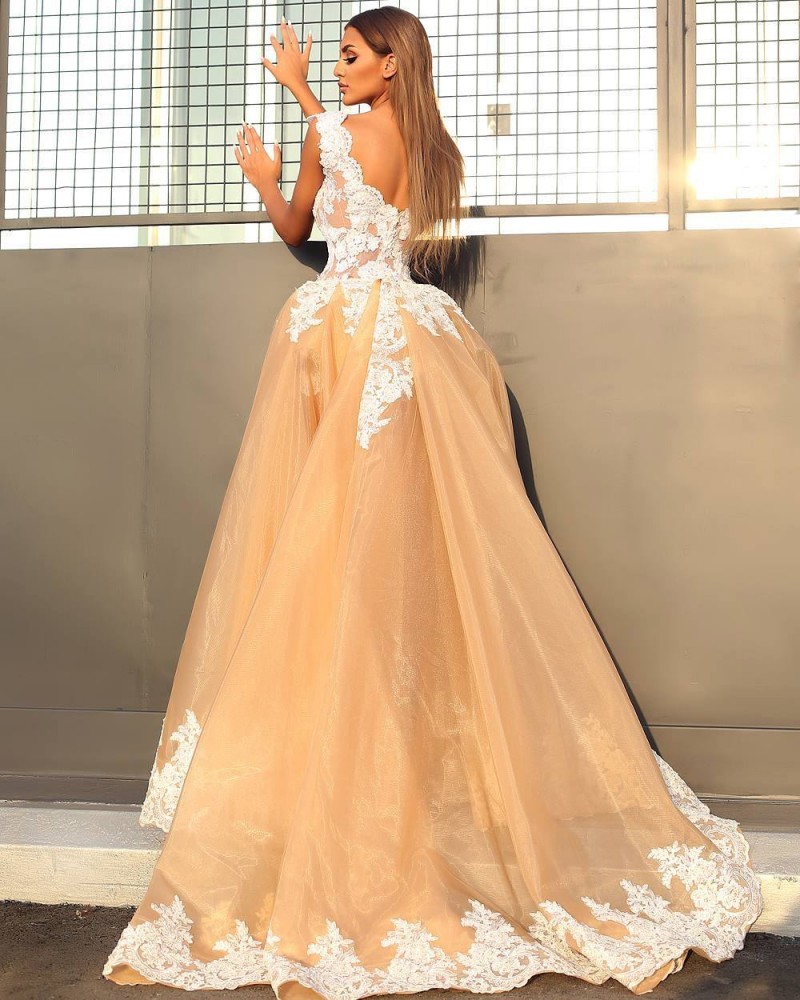 Champagne Deep V Neck Cap Sleeve Short Arabic Evening Dresses With Detachable Train Backless Sweep Train Sexy African Prom Dress Applique
