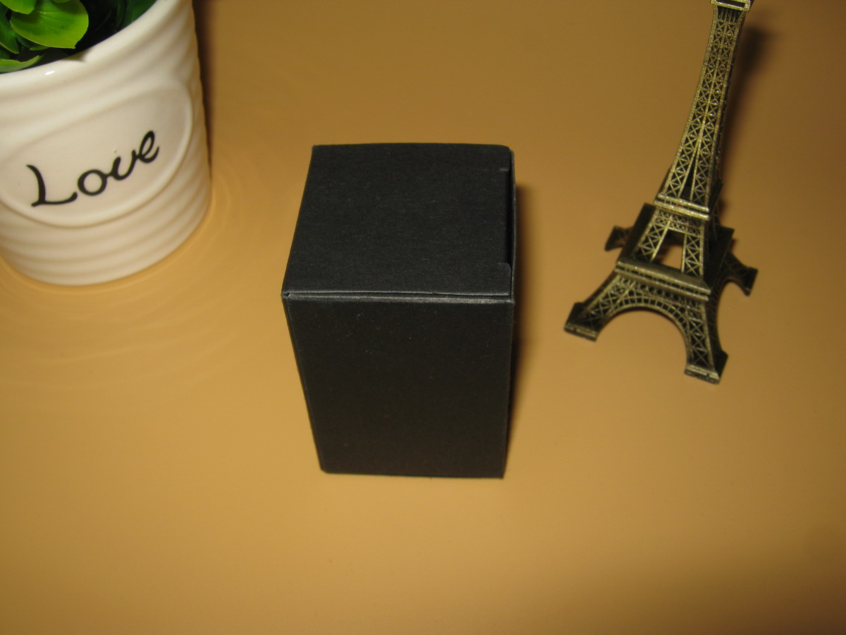100pcs/lot 5x5x11cm Mini Size kraft Paper Box DIY Lipstick Perfume Essential Oil Bottle packaging boxes valve tube package
100pcs/lot 5x5x11cm Mini Size kraft Paper Box DIY Lipstick Perfume Essential Oil Bottle packaging boxes valve tube package