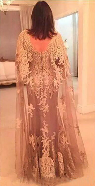Elegant 2017 Champagne Lace Appliqued Mermaid Mother Of The Bride Dresses With Tulle Long Sleeve Wraps Mother Groom Gown EN102313