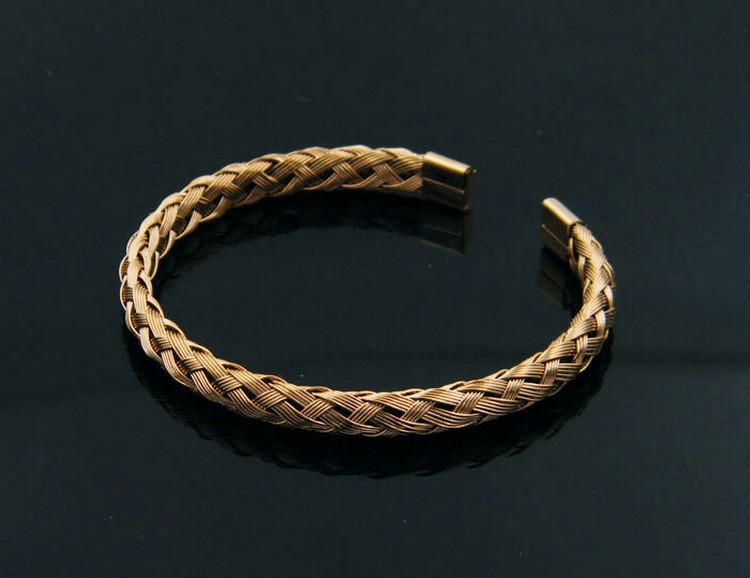 BC Titanium steel jewelry Whole factory wire Bangles tails into the fourcolor simple wild accessories bracelet